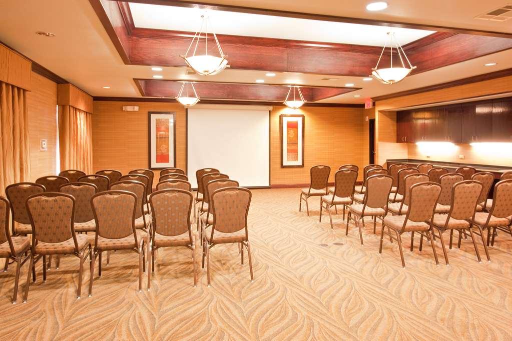 Hotel Red Lion & 2*