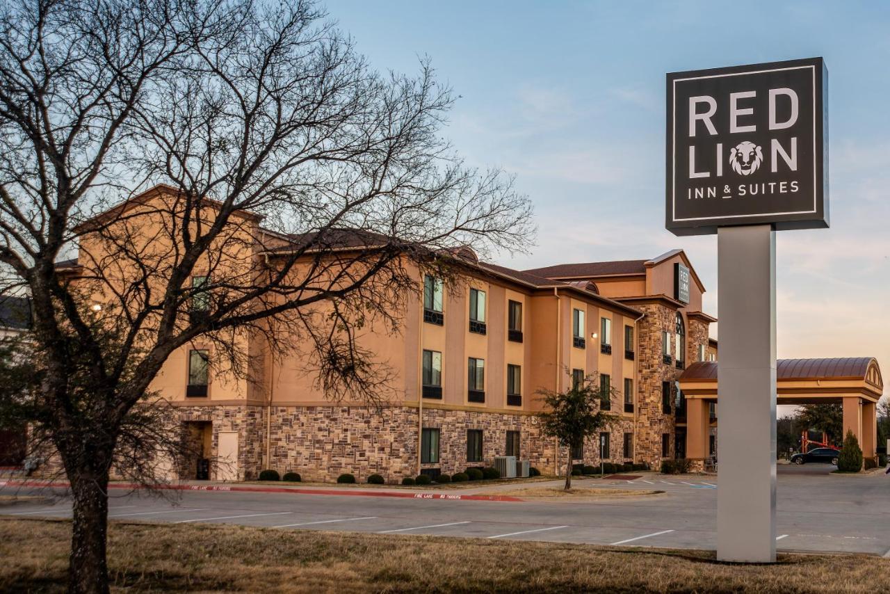 Hotel Red Lion Inn&suites 2*