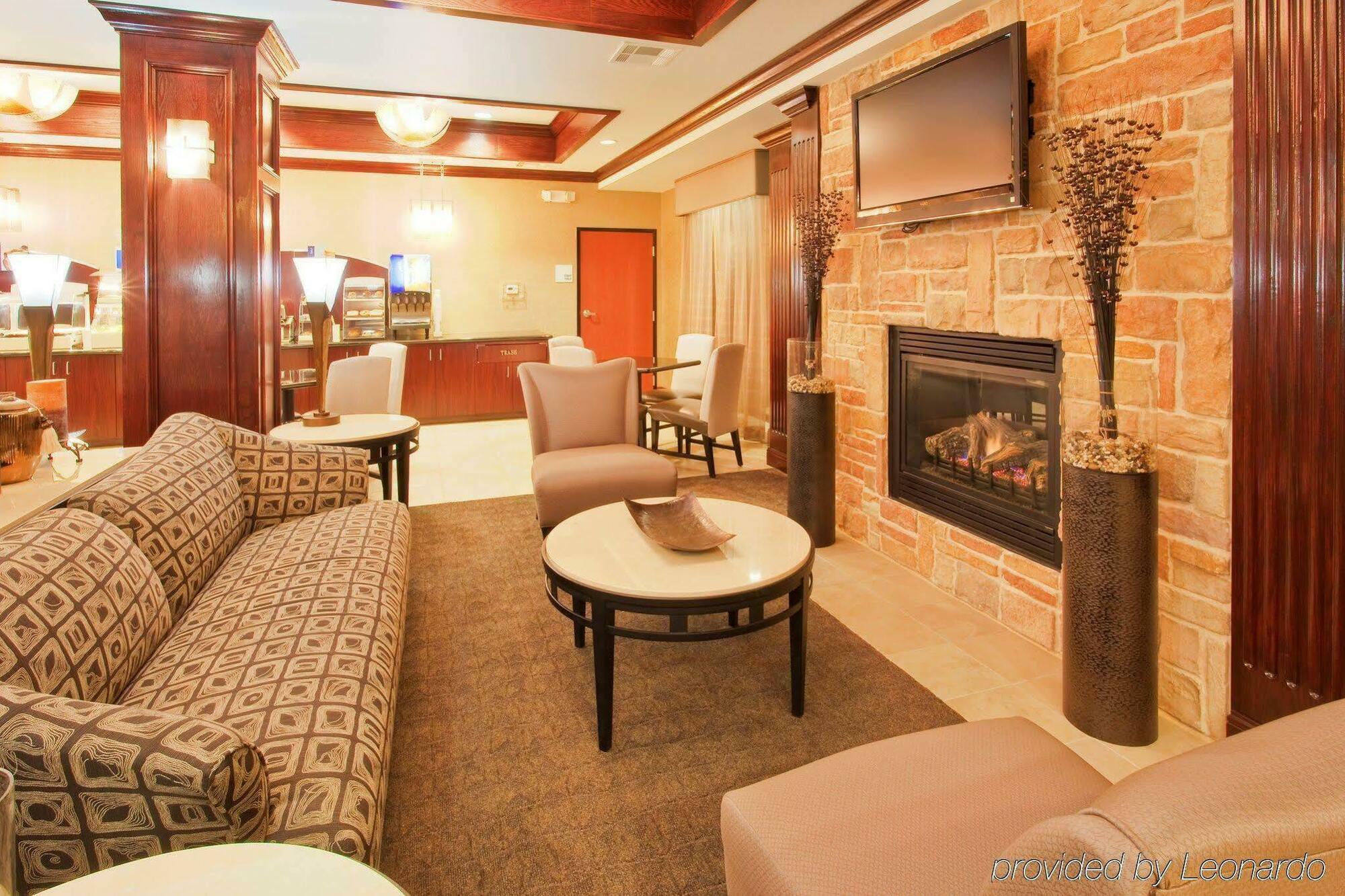 Red Lion & Hotel Mineral Wells
